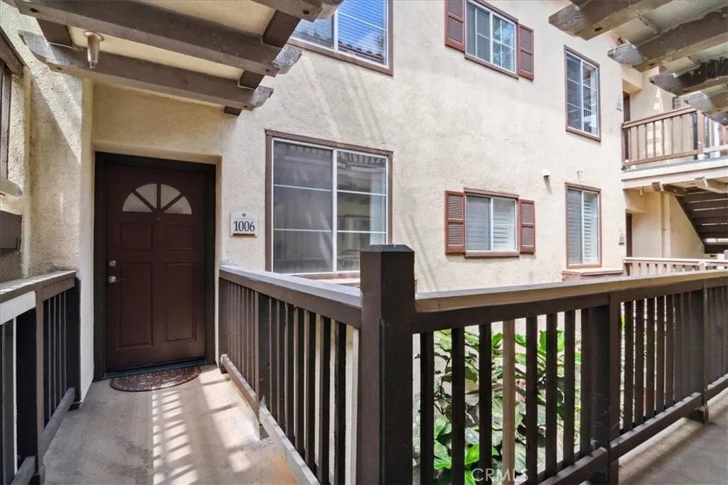 Tustin, CA 92782,2960 Champion Way #1006