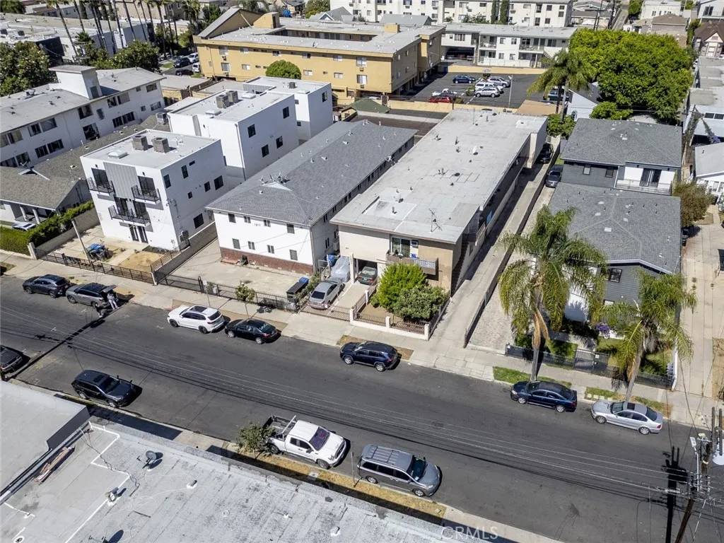 Los Angeles, CA 90029,1217 N Kingsley Drive
