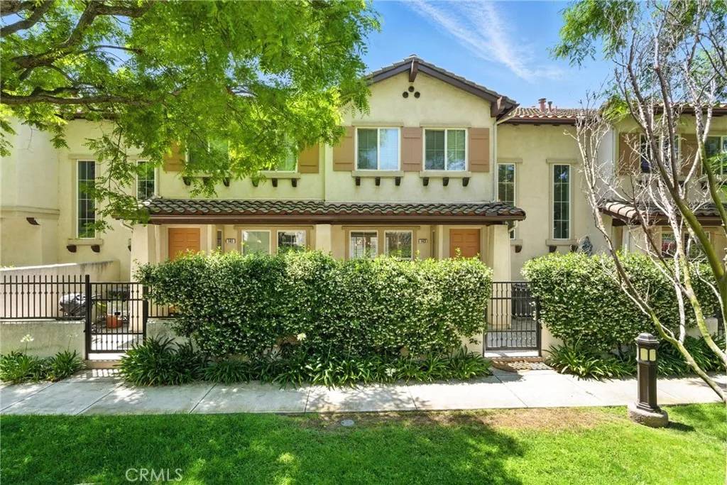 Newbury Park, CA 91320,143 Via Aldea