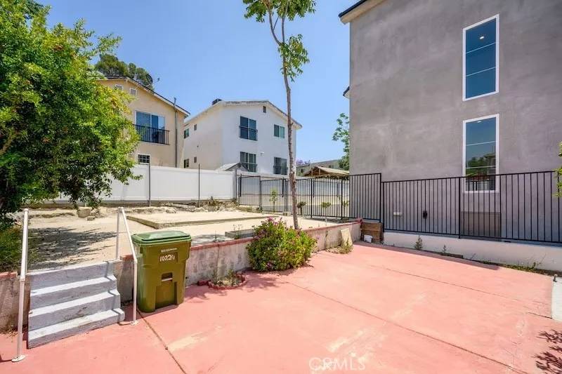 Tujunga, CA 91042,10224 Fernglen Avenue