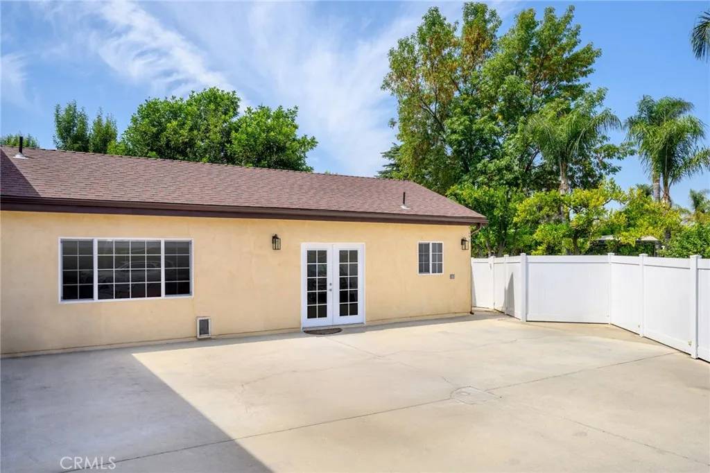 North Hills, CA 91343,9814 Noble Avenue