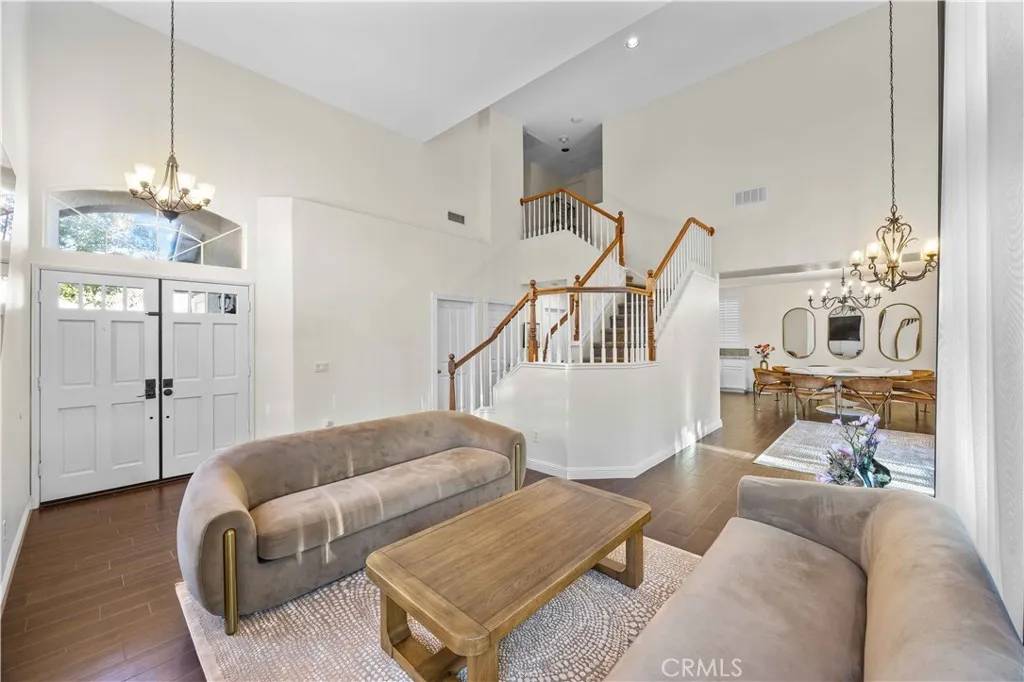 Valencia, CA 91354,27503 Wellsley Way