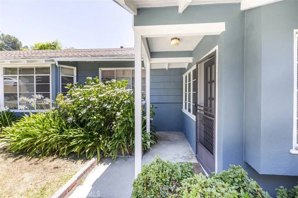 Glendale, CA 91208,3613 Stancrest Drive