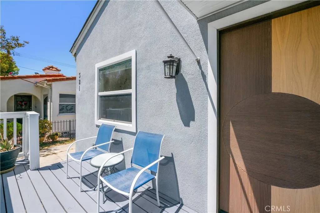 Burbank, CA 91506,321 N Keystone Street