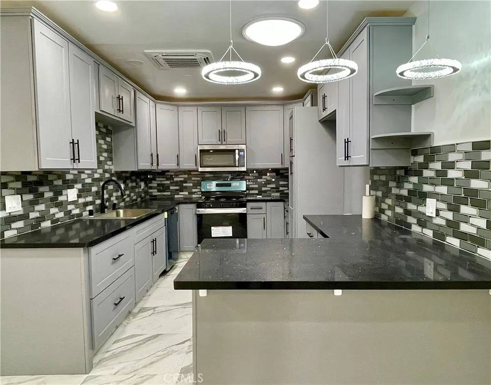 Glendale, CA 91203,326 W California Avenue #C