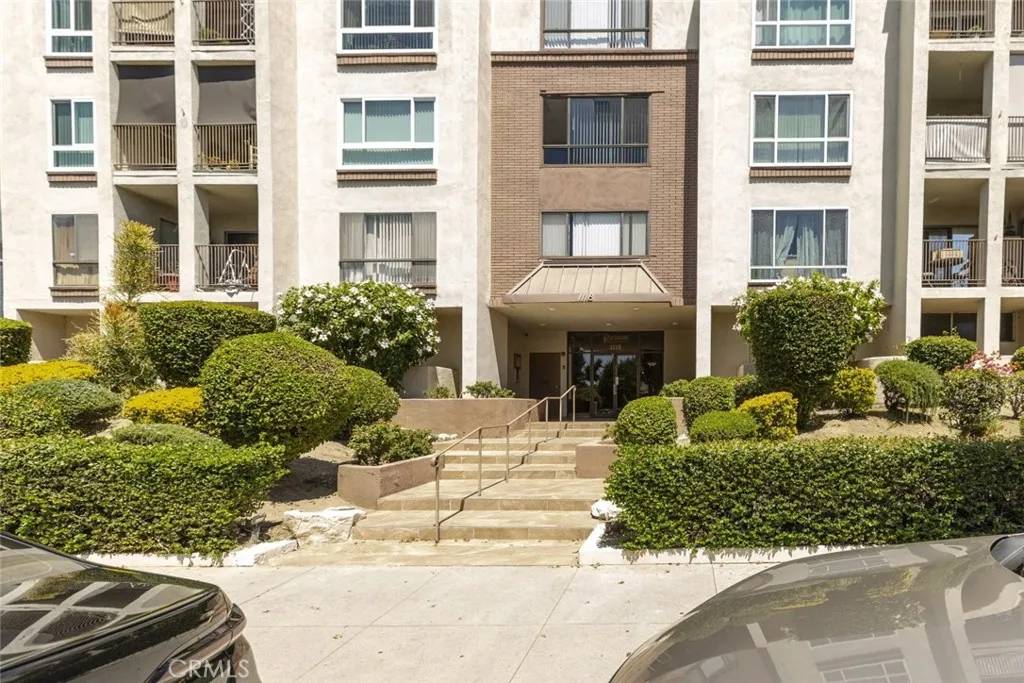 Glendale, CA 91202,1118 N Central Avenue #14