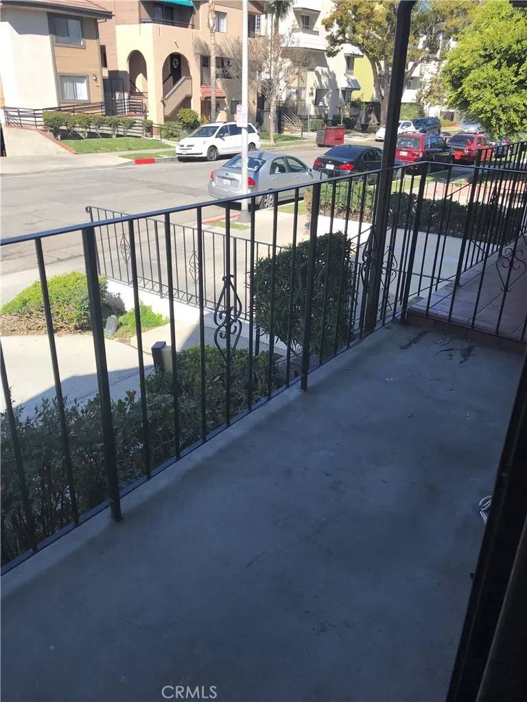 Glendale, CA 91202,1114 San Rafael Avenue #2