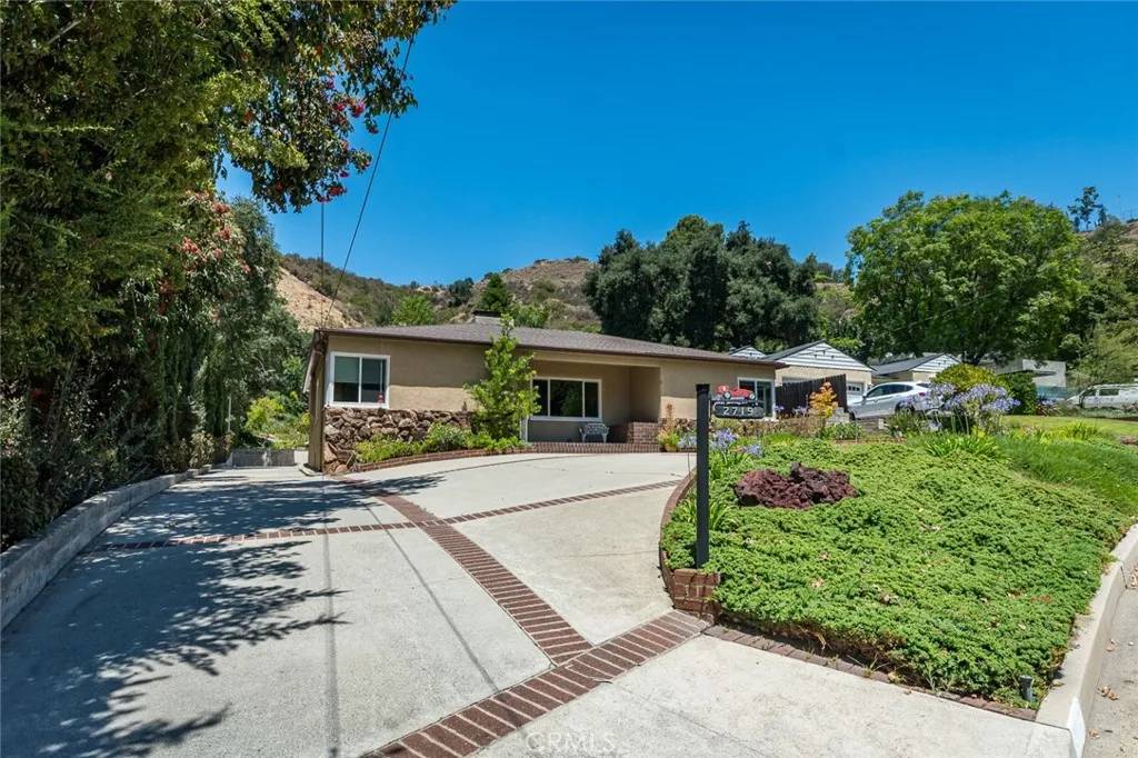 Glendale, CA 91206,2719 Hollister