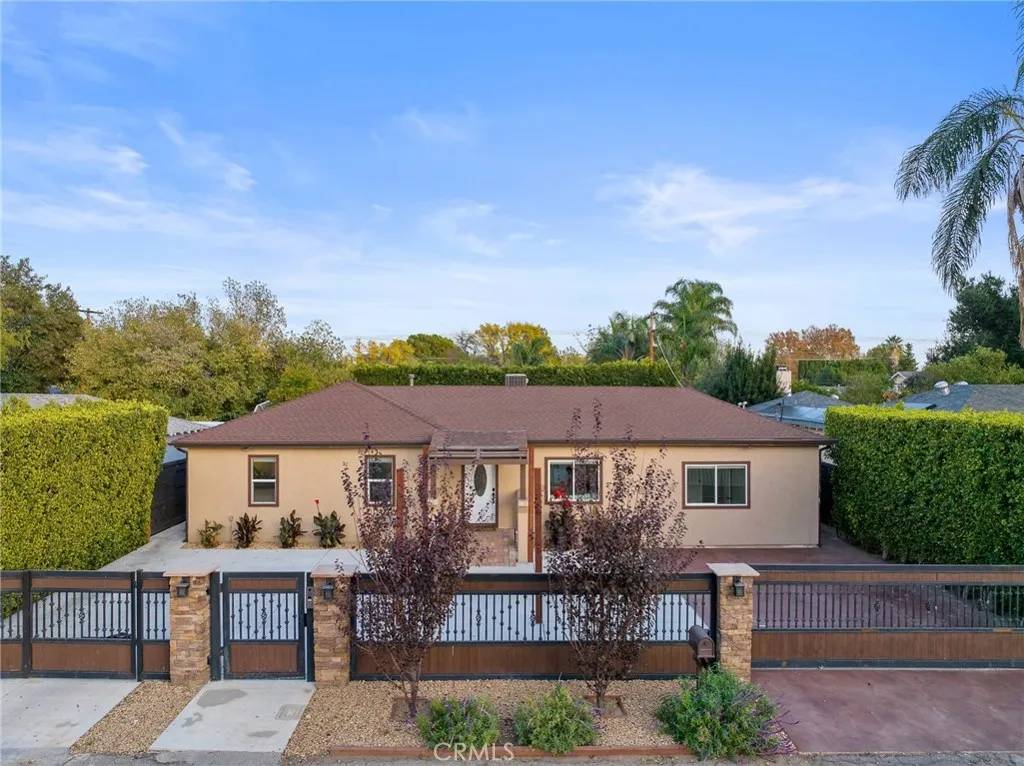 Northridge, CA 91324,8450 Calvin Avenue