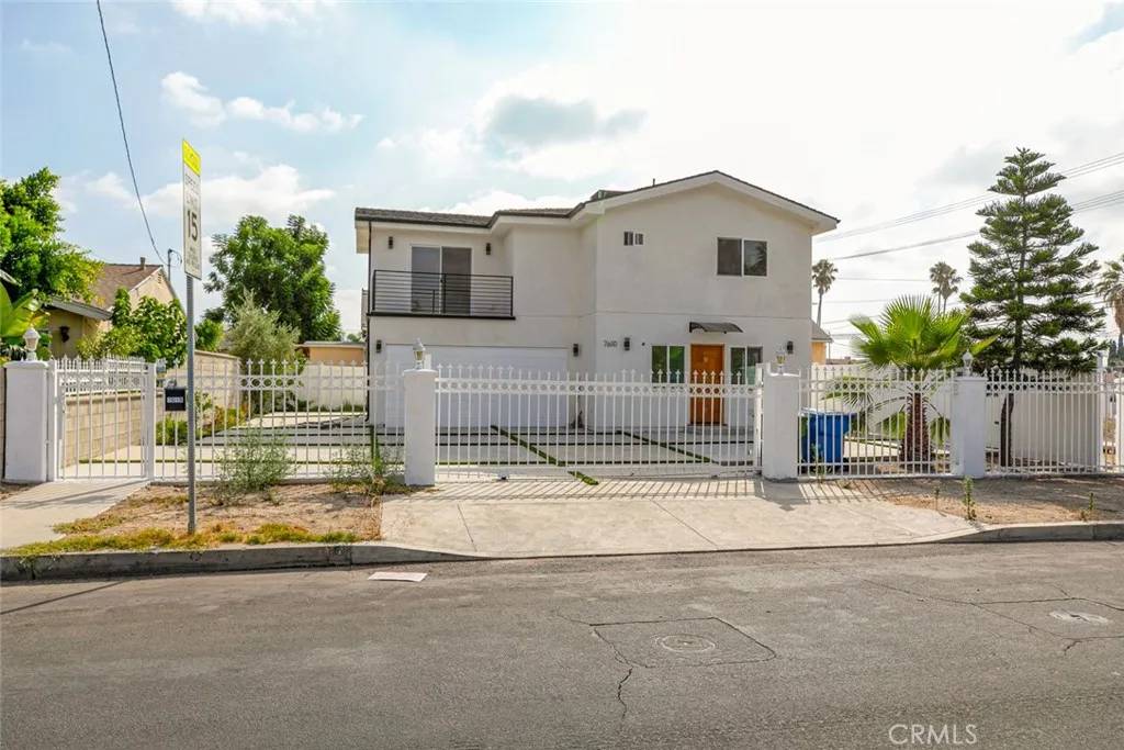 North Hollywood, CA 91605,7610 Gentry Ave