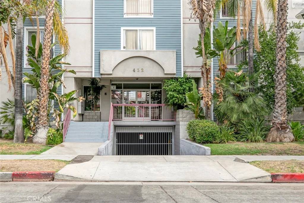 Glendale, CA 91206,432 N. Kenwood Street #206