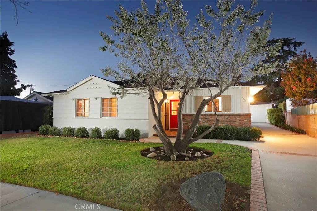 Sunland, CA 91040,7861 Cora