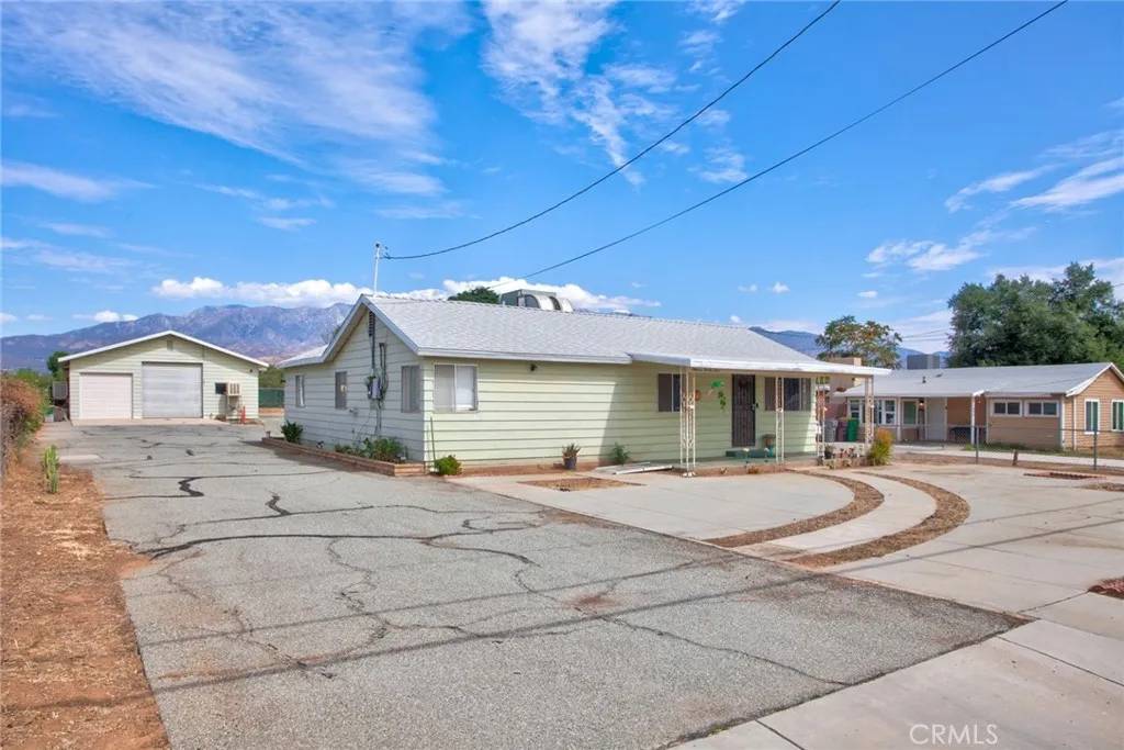 Beaumont, CA 92223,1324 E 8th