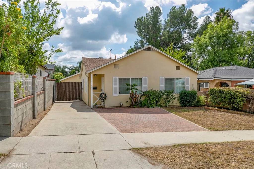 Sylmar, CA 91342,13166 Aztec Street