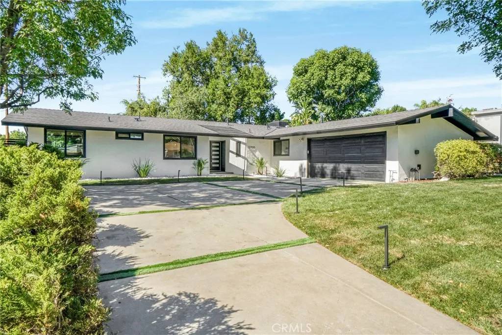 Porter Ranch, CA 91326,10805 Chimineas