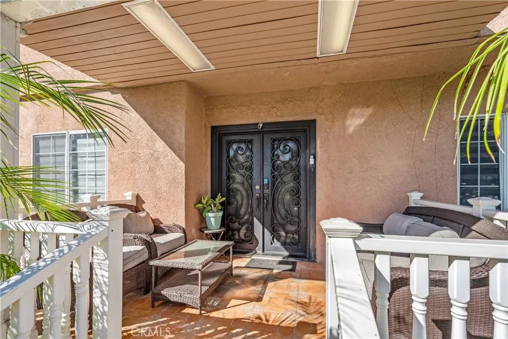 Valley Glen, CA 91401,13001 Debby Street