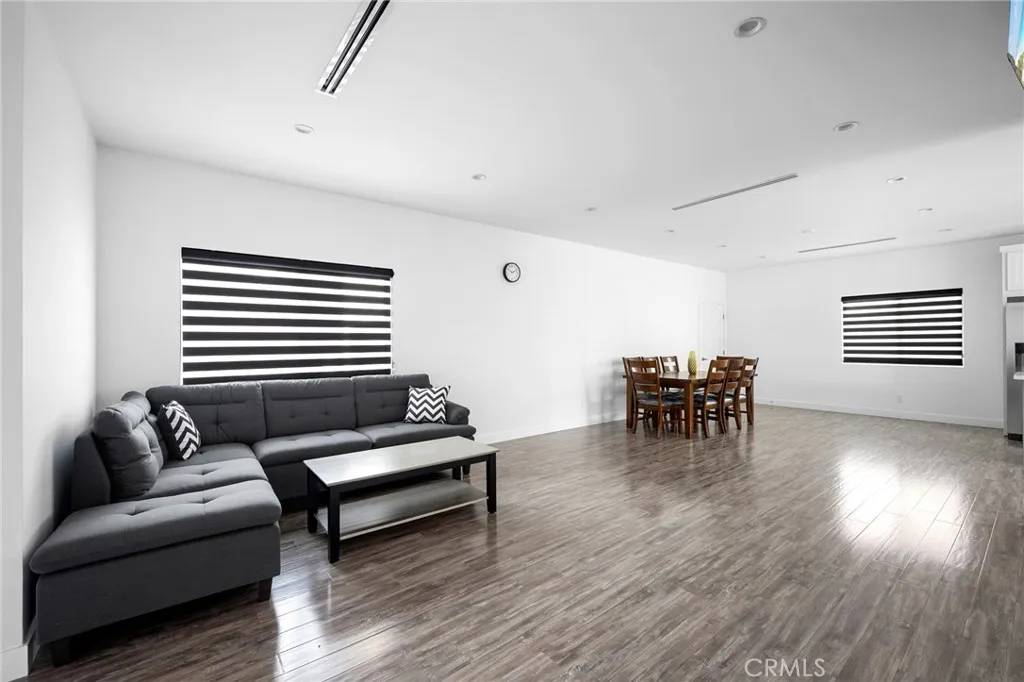 North Hollywood, CA 91605,13311 Wixom