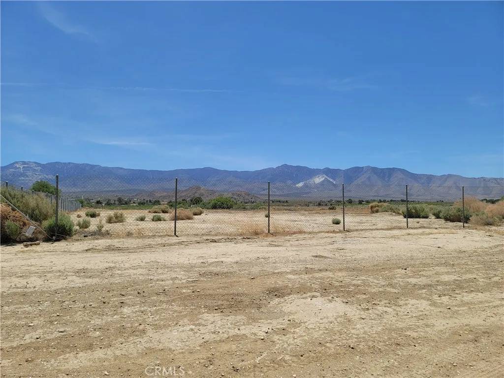 Lucerne Valley, CA 92356,32453 Furst