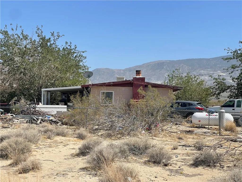 Lucerne Valley, CA 92356,9139 Chickasaw