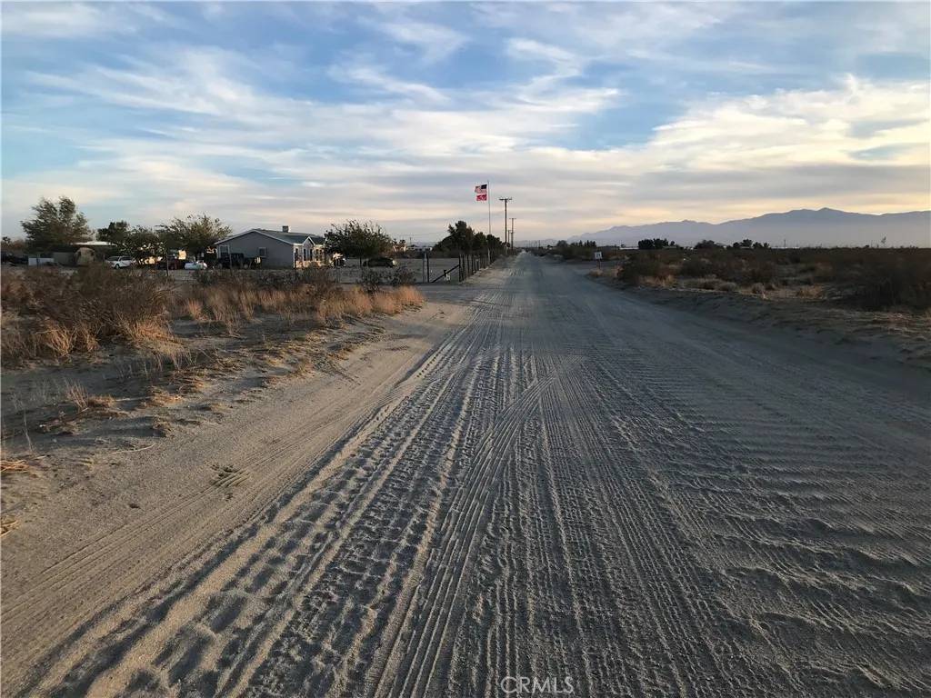 Adelanto, CA 92301,0 Sonora