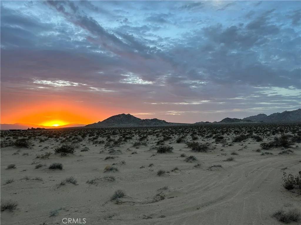 Lucerne Valley, CA 92356,0 E. End
