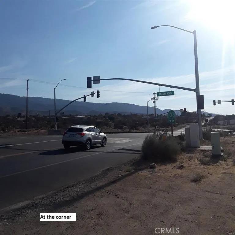 Pinon Hills, CA 92372,9697 Highway 138