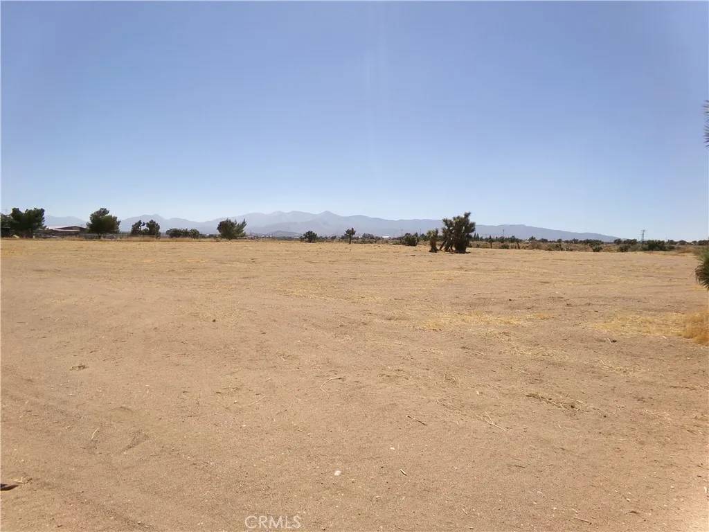 Phelan, CA 92371,9176 Arrowhead