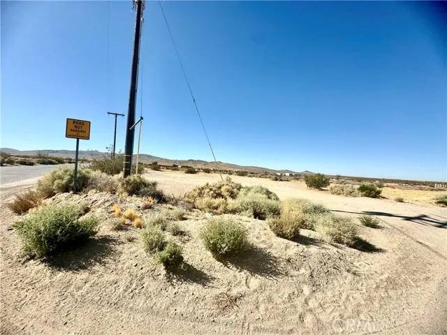 Helendale, CA 92342,28032 Rodeo