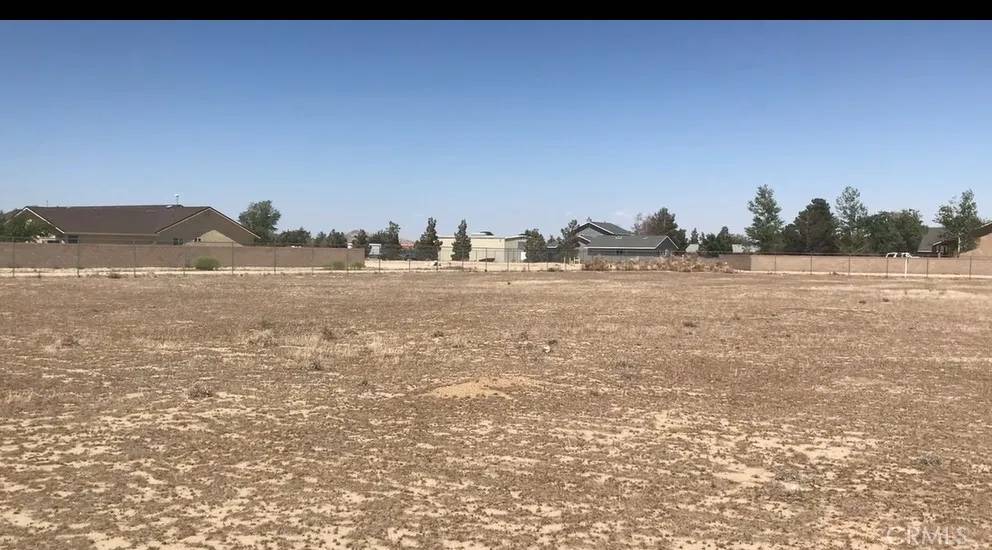 Rosamond, CA 93560,7603 Birch St
