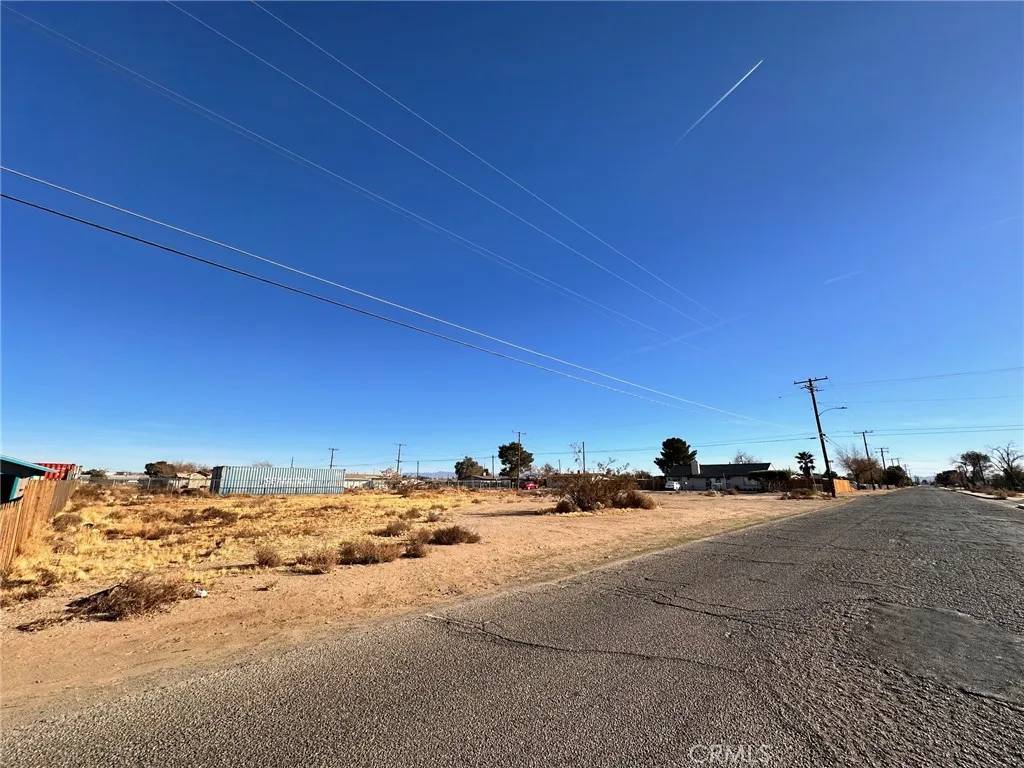 Adelanto, CA 92301,0 Jonathan