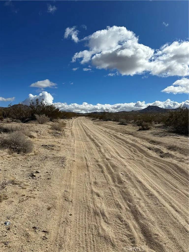 Oro Grande, CA 92368,22329 WEST PL