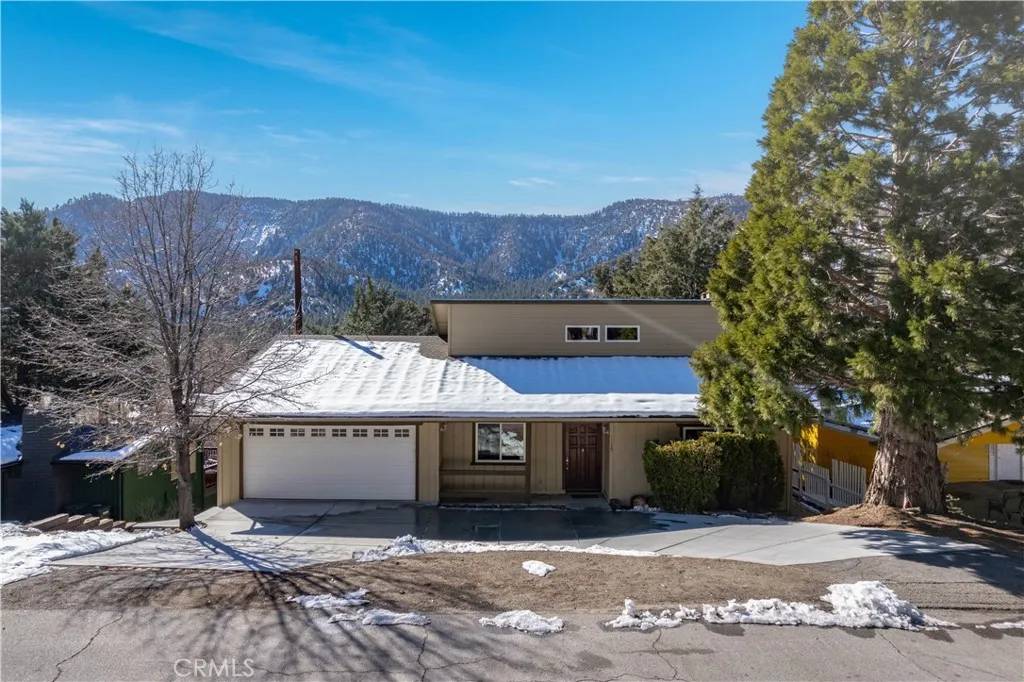 Wrightwood, CA 92397,1135 Rivera Drive