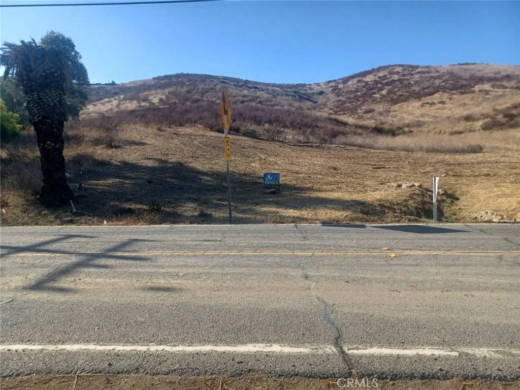 Lake Elsinore, CA 92530,0 Strickland