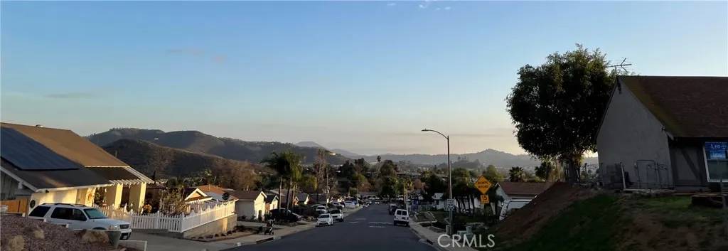 Santee, CA 92071,0 Santana