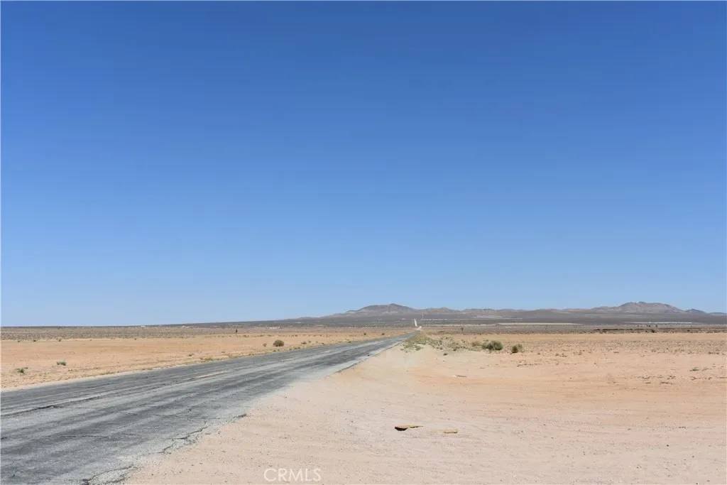 Palmdale, CA 93591,13916 Vac/Vic Avenue M12/147 Ste