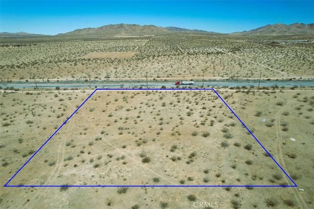 Apple Valley, CA 92307,4 Quarry