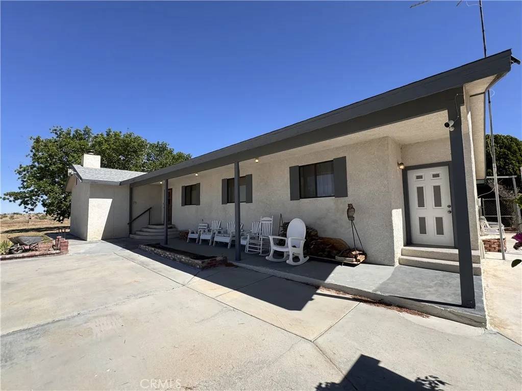 Hinkley, CA 92347,35648 Mountain View Road
