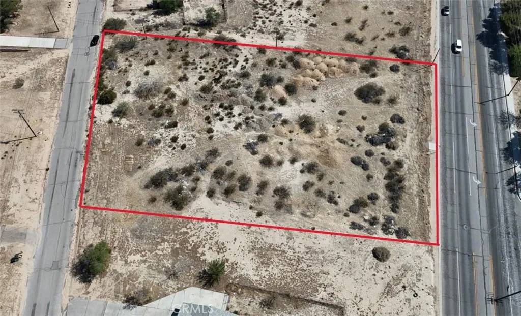 Victorville, CA 92394,15618 Topango