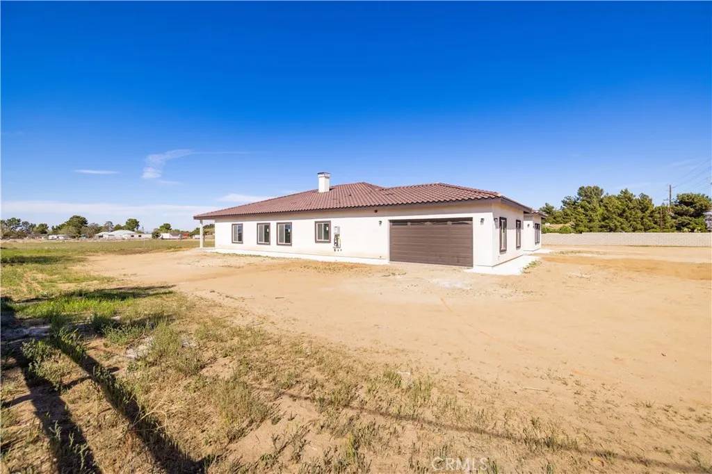 Lancaster, CA 93534,1805 W Columbia Way West