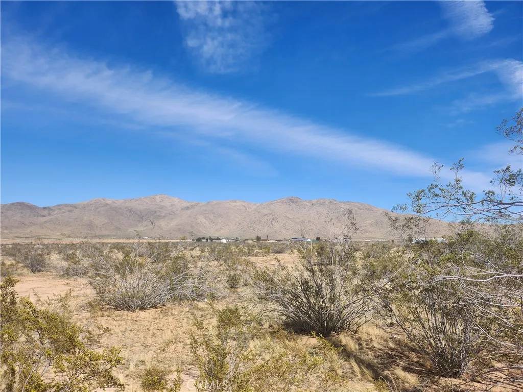 Apple Valley, CA 92308,0 Laguna Seca