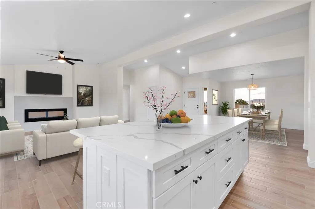 Hesperia, CA 92345,19000 Covina Street