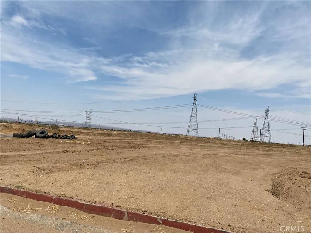 Adelanto, CA 92301,0 Highway 395