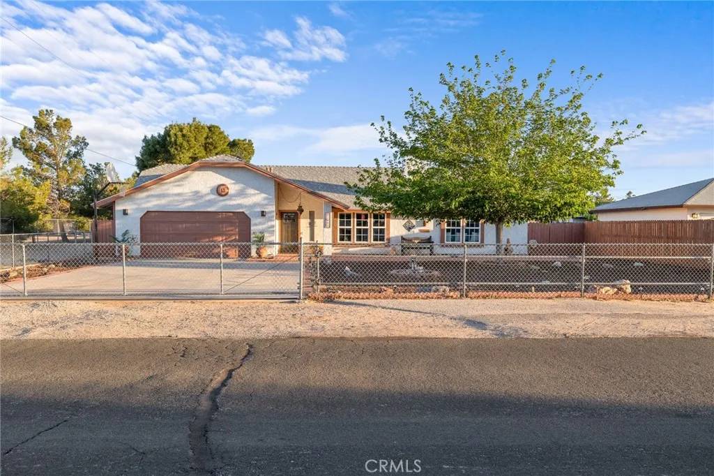 Apple Valley, CA 92308,21089 Ottawa Road