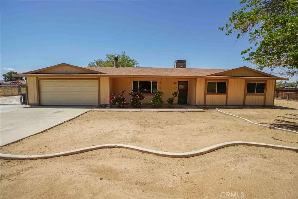 Apple Valley, CA 92308,10950 Kiowa Road