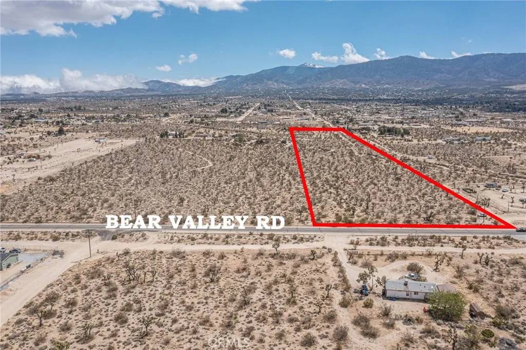 Pinon Hills, CA 92372,1323 Bear Valley