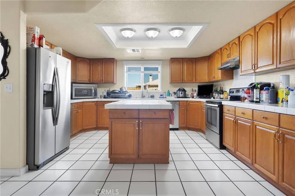 Phelan, CA 92371,6022 Solano Road