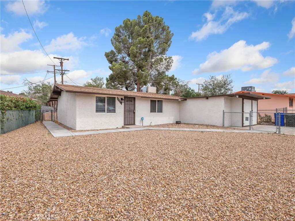 Victorville, CA 92395,15533 Heartsease Lane