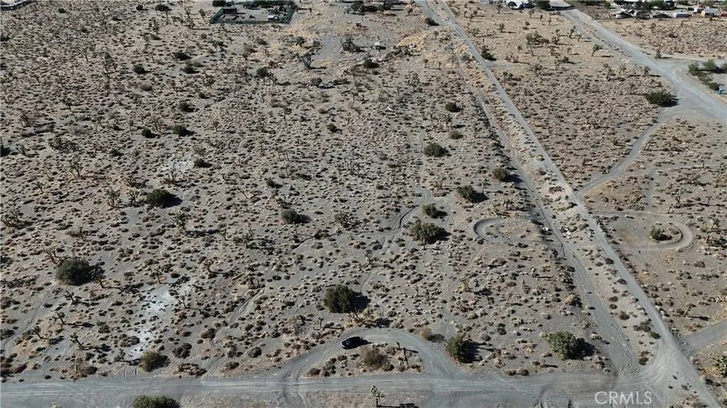 Phelan, CA 92371,111 Solano rd
