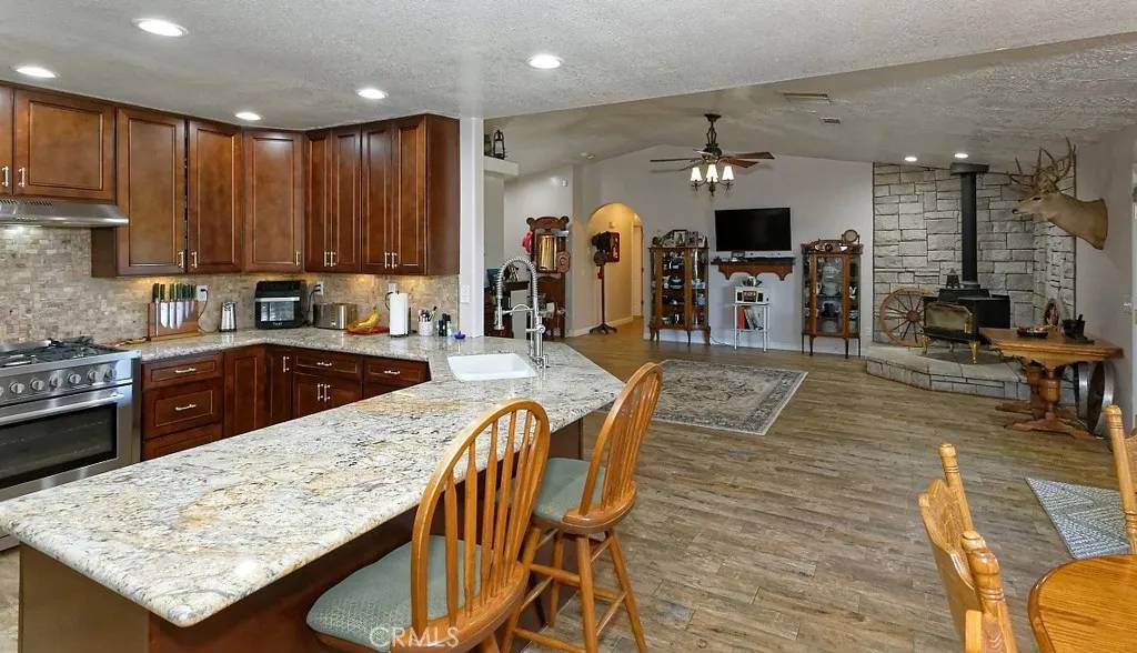 Oak Hills, CA 92344,14388 Musgrave Road