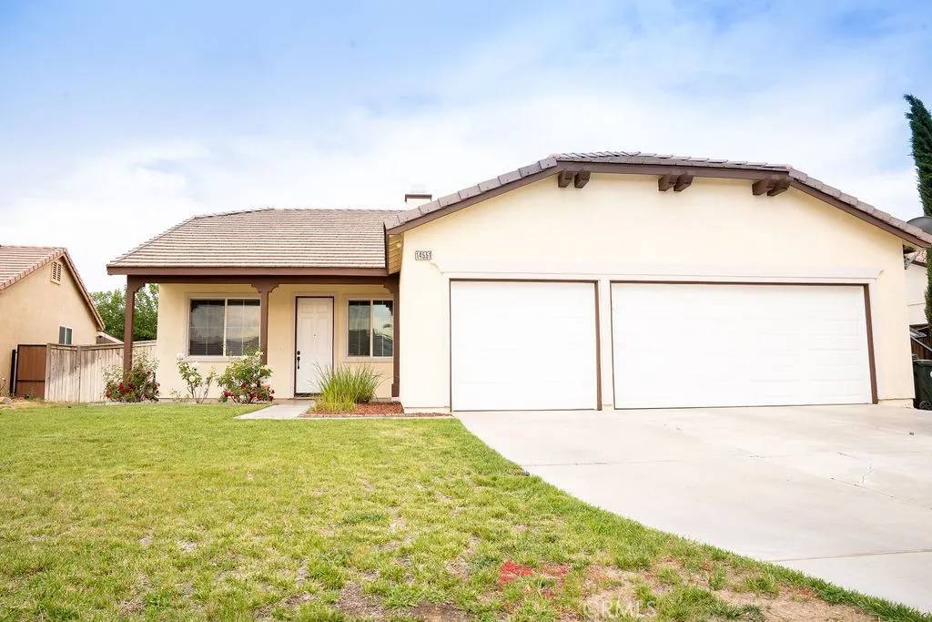 Adelanto, CA 92301,14551 Irwindale Circle